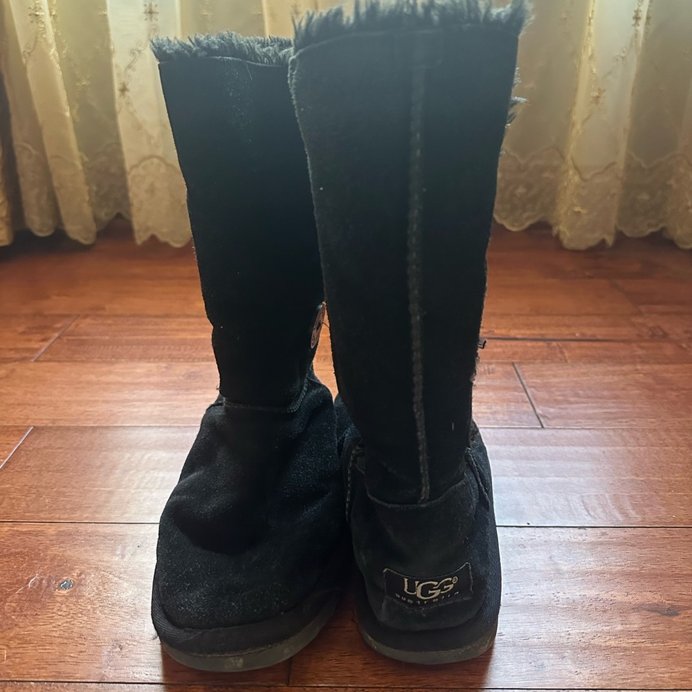 Black UGG boots